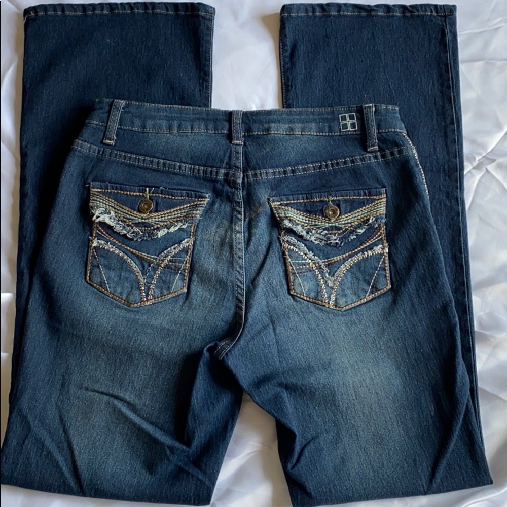 Salt Works Mid Rise Bootcut - Picture 5 of 8
